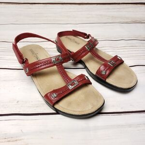 Minnetonka Prescott red sandals with back strap 9
